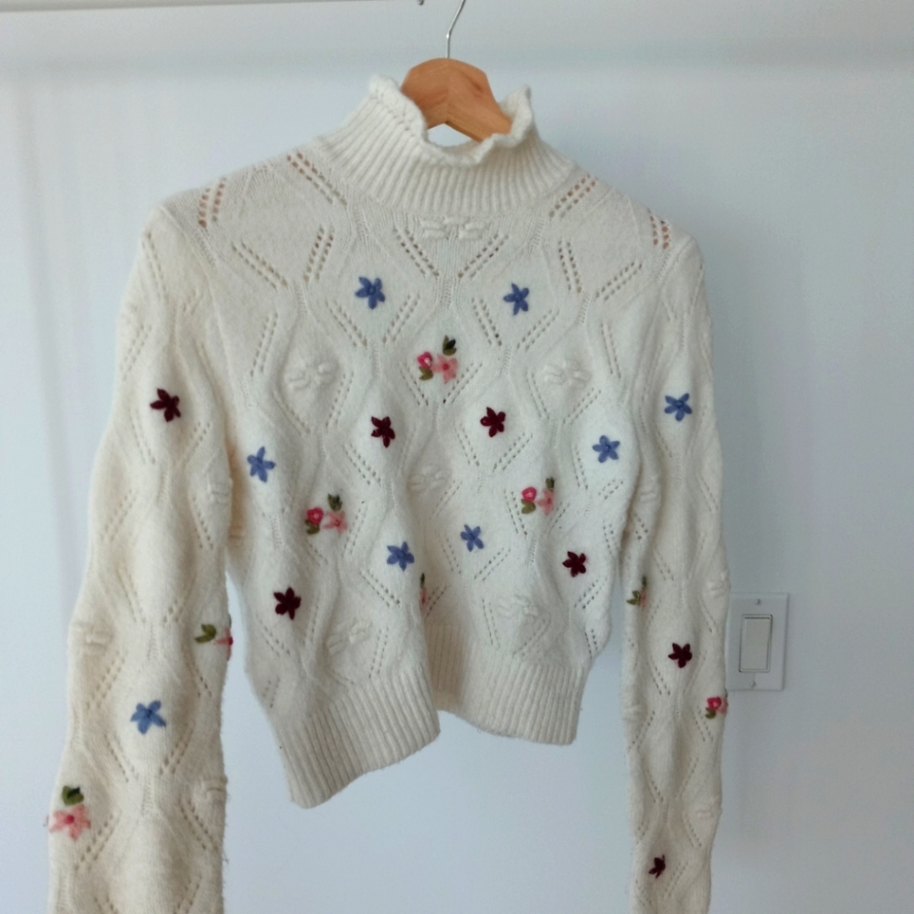 Cropped, turtle neck ZARA sweater